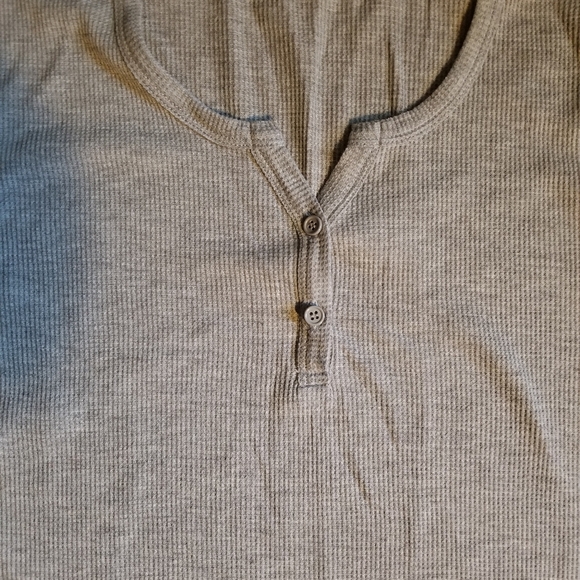 Light gray thermal longsleeve - Picture 3 of 4